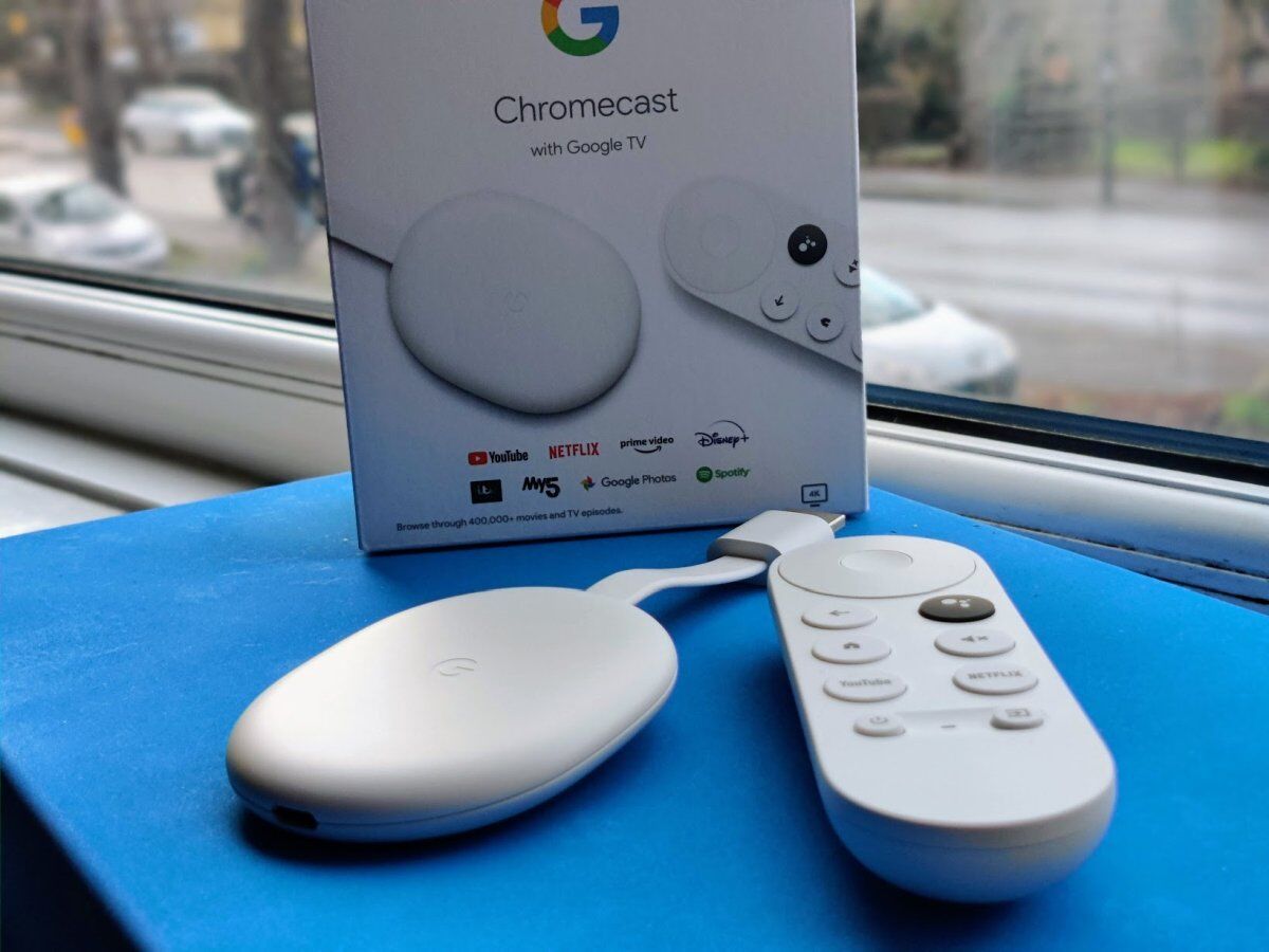 新品 Google Chromecast 　＆　GOOGLE  MINI GOOGLE スマートスピーカー Google Home Mini+Chromecast バンドル