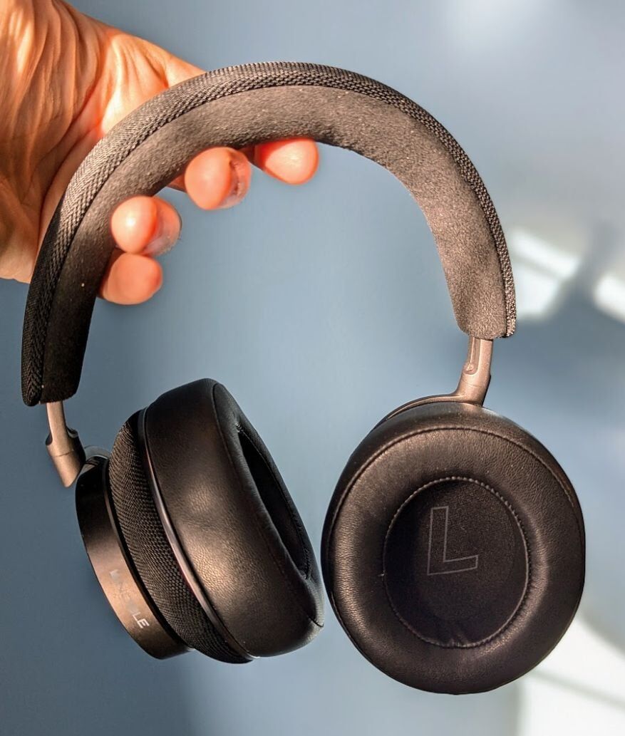 Noble Audio FoKus Apollo Review: Excellent Hybrid Sound | Cord Busters