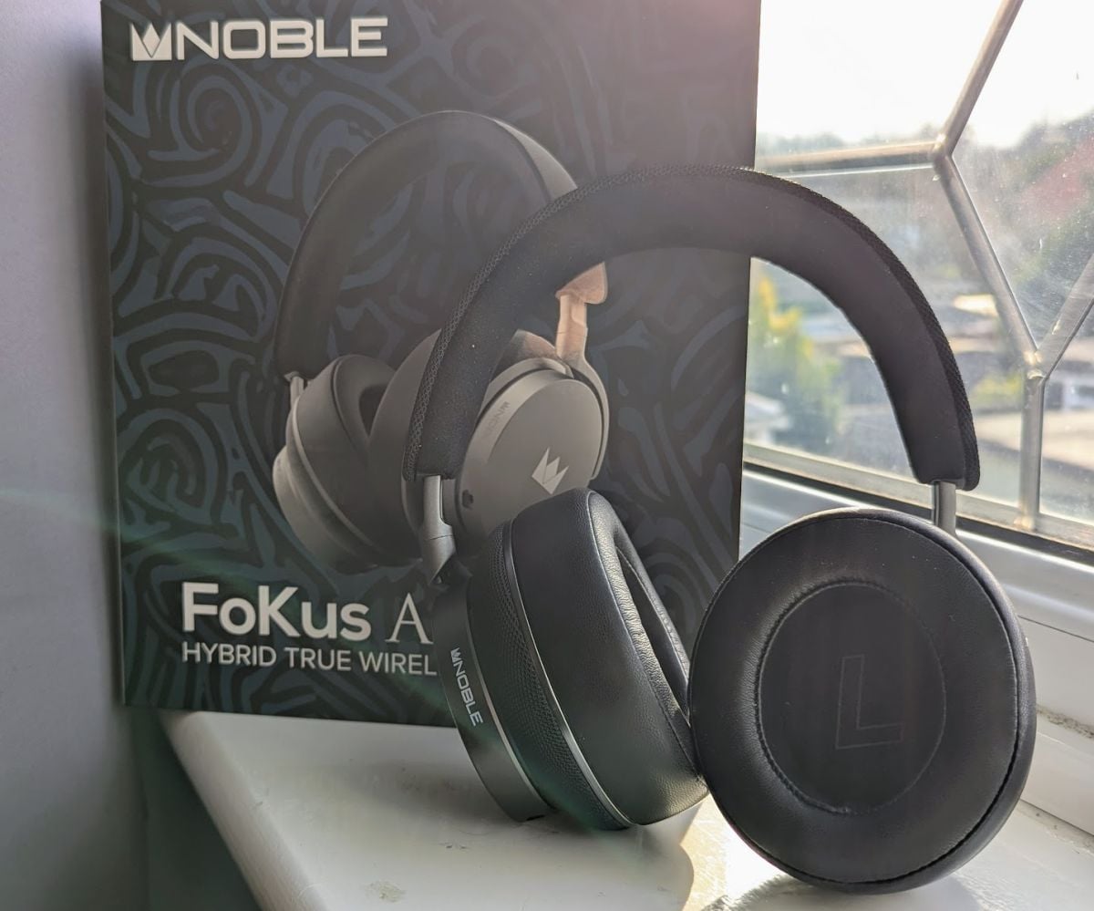 Noble Audio FoKus Apollo Review: Excellent Hybrid Sound | Cord Busters